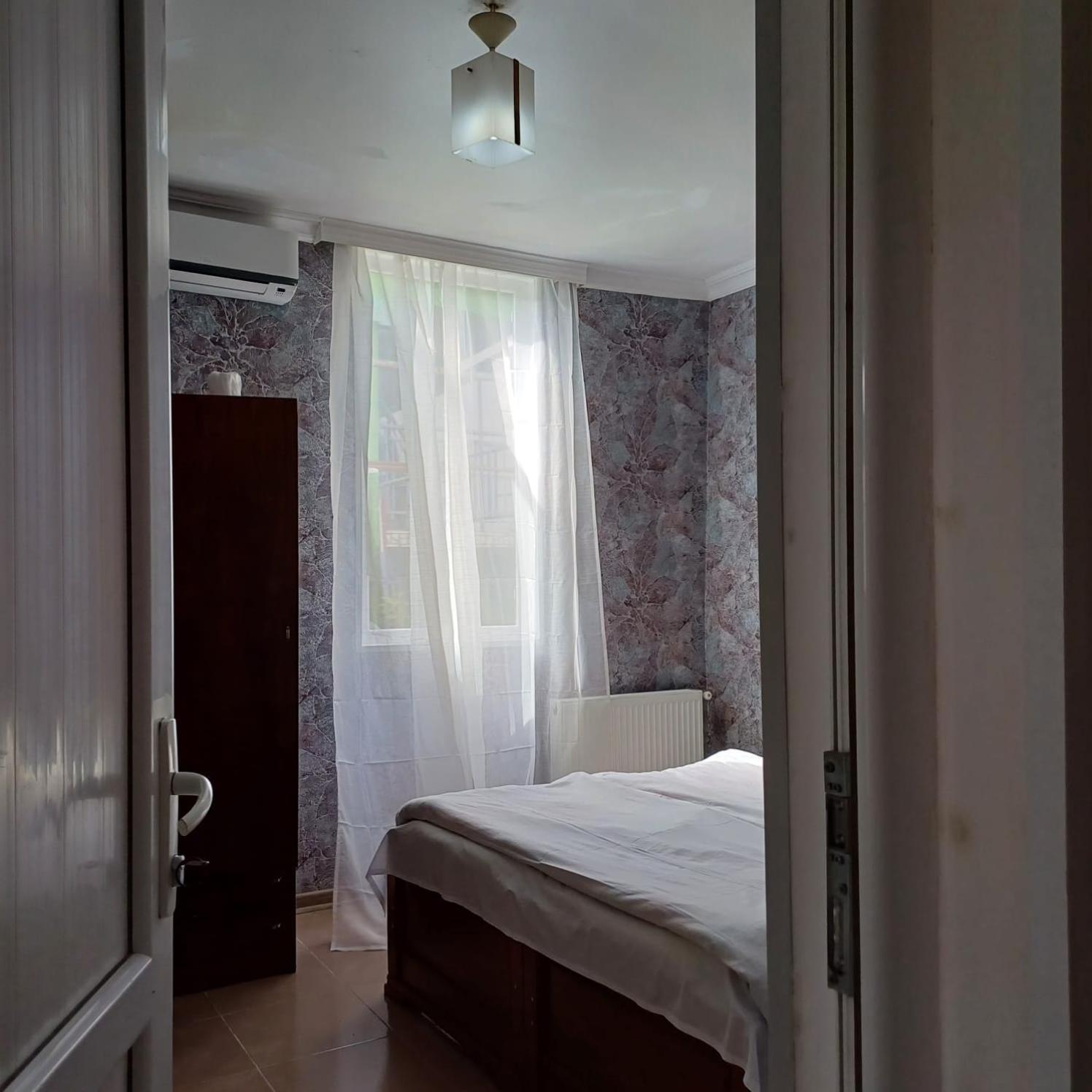 באטומי White Guest House חדר תמונה